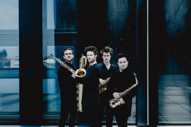 SIGNUM Saxophone Quartet & Kai Schumacher, piano  